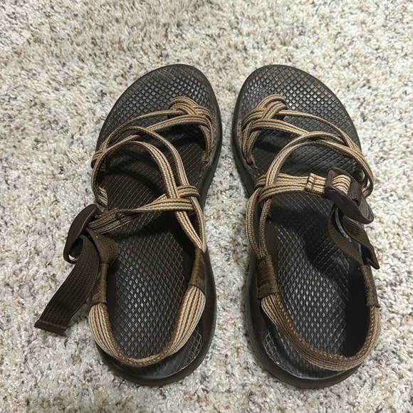 Chaco sz 8 - Picture 1 of 5